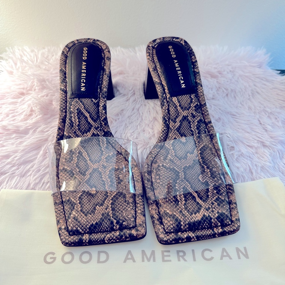 Good American Cinderella Block Heel Desert Snake SZ 6.5